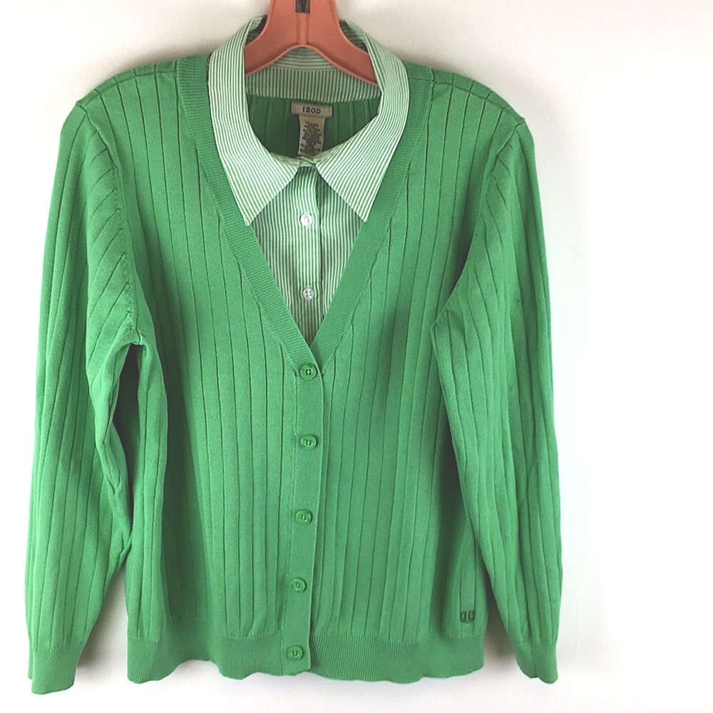 Izod’s woman’s sweater size XL